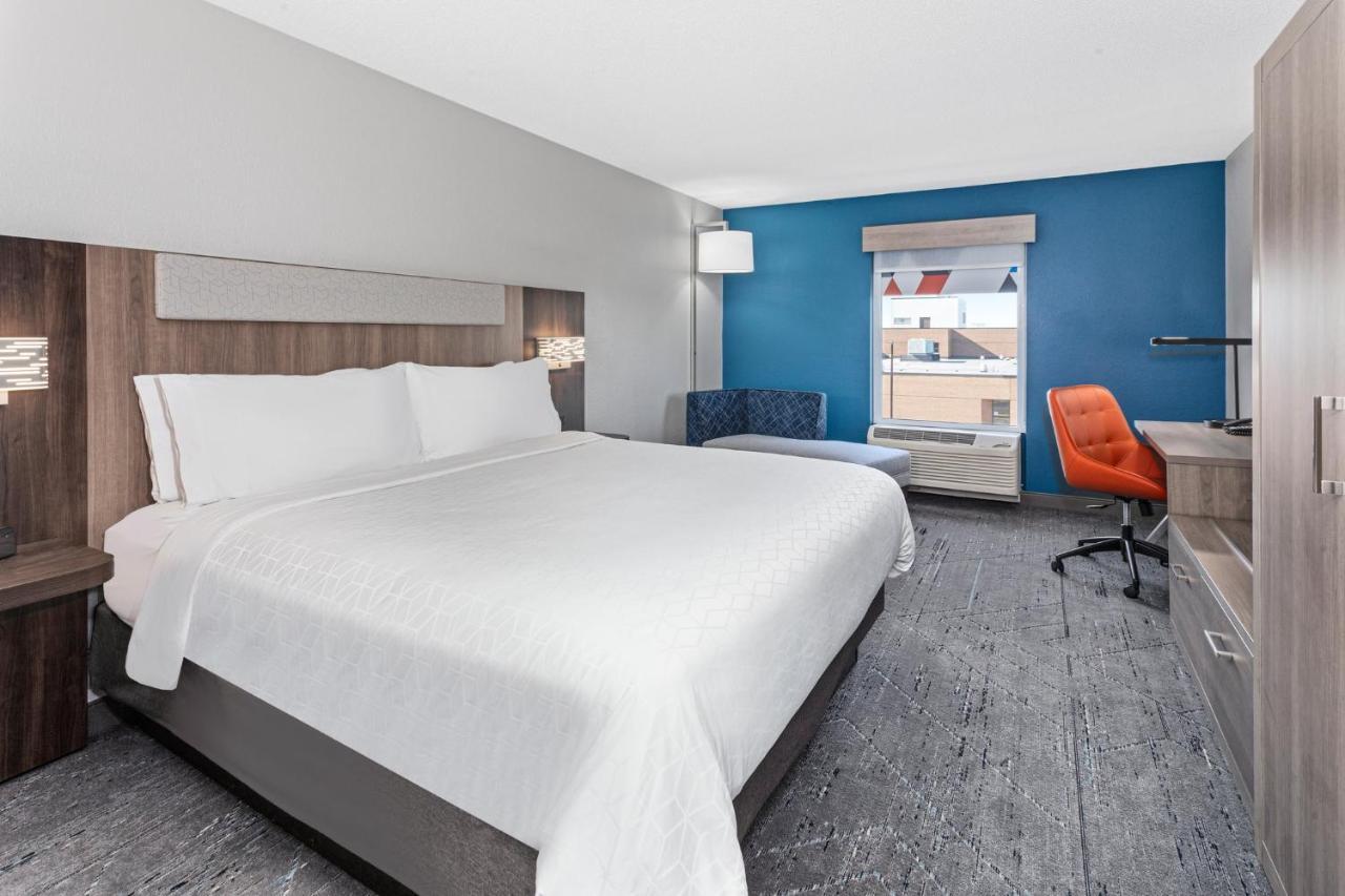 Holiday Inn Express Hotel & Suites Chicago-Algonquin By Ihg Exterior foto
