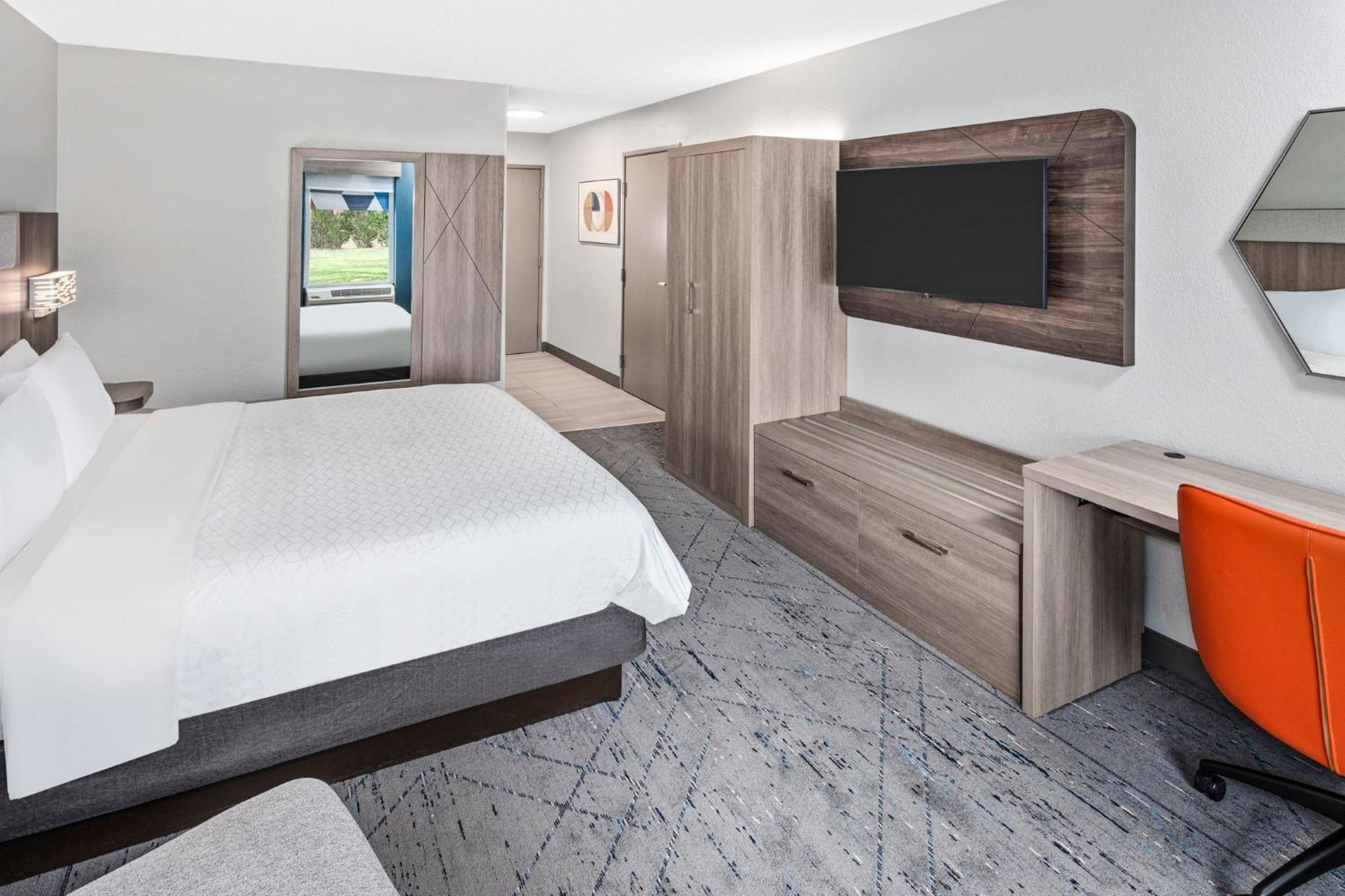 Holiday Inn Express Hotel & Suites Chicago-Algonquin By Ihg Exterior foto